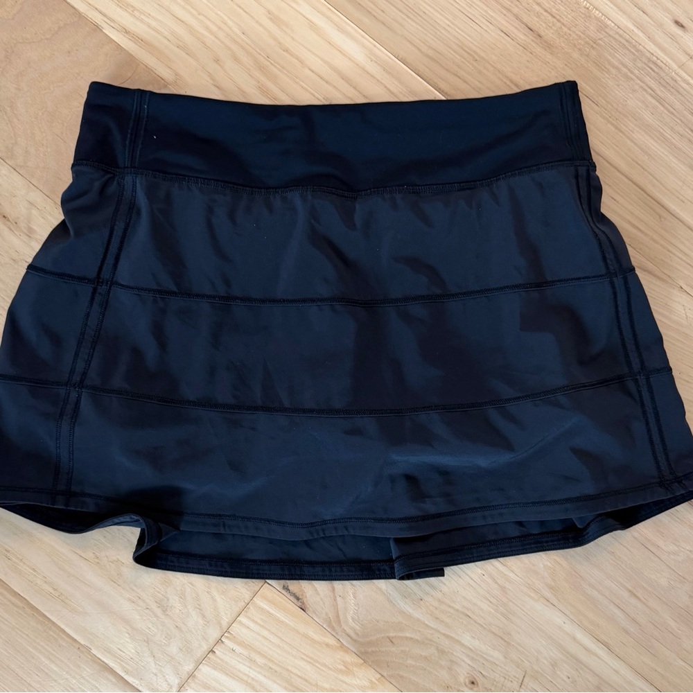 Lululemon Pace Rival Mid-rise Skirt, size 6. - Picture 3 of 10